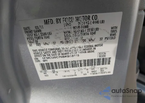 2011 Ford Escape Xls z USA, uszkodzony, nr VIN 1FMCU0C76BKB98015